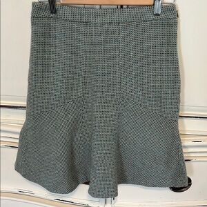 Chic Textured Skirt in Green